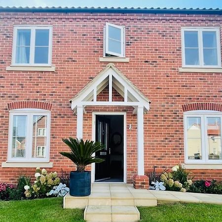 Stunning! Beautiful Contemporary Property In Holt, Norfolk Holt  Exterior photo